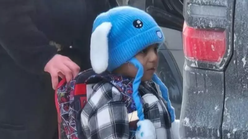 Criança de 5 anos é detida pelo ICE em Minnesota e levada para centro no Texas