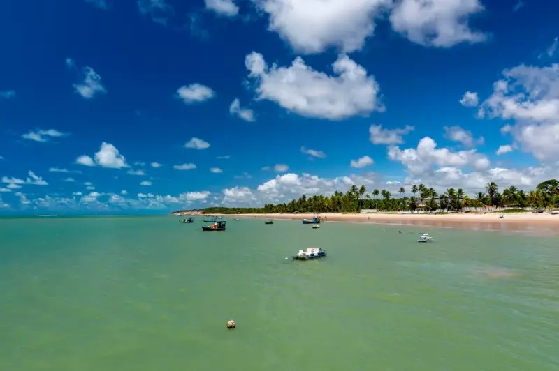 Crânio humano encontrado na Praia do Seixas aguarda laudo para investigação na Paraíba