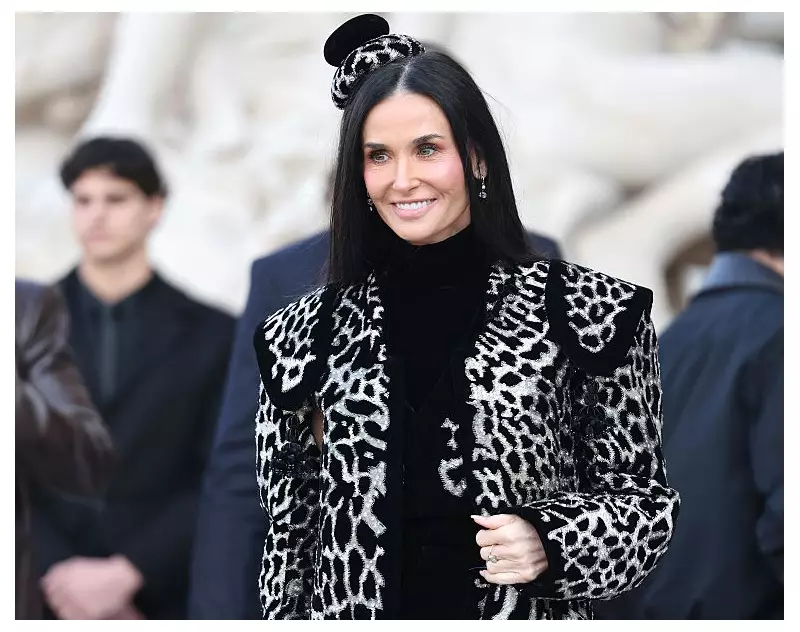 Demi Moore e Teyana Taylor Ditam Tendências na Alta-Costura de Paris 2026