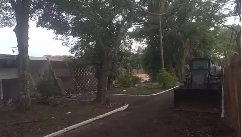 Demolição do Bloco H22 de Niemeyer no DCTA: perda de marco da arquitetura moderna