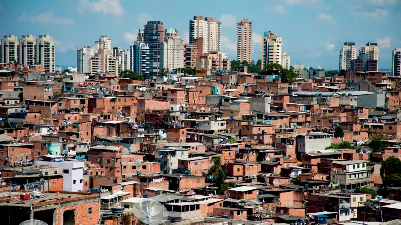 Deputado do MDB lança livro 'Desconstruindo o atraso brasileiro' com análise sobre crescimento do Brasil