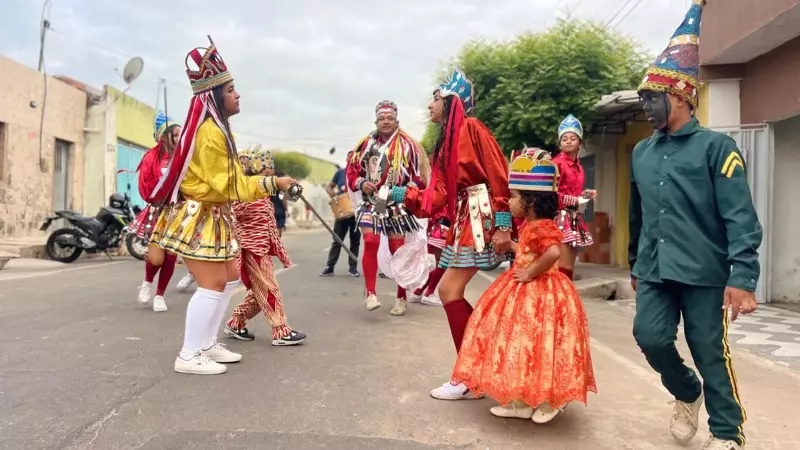 Dia de Reis em Juazeiro do Norte: 40 grupos mantêm tradição com fé e cultura