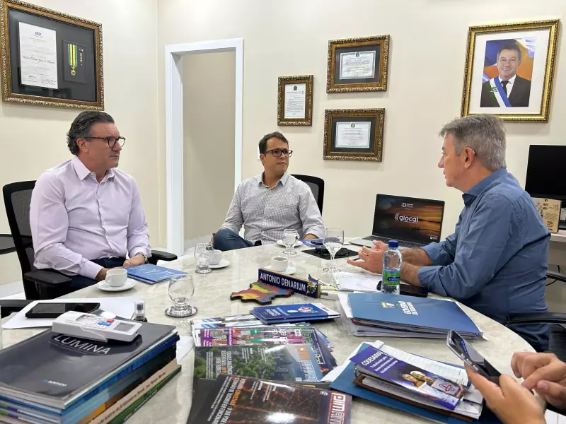 Diretor da Rede Amazônica-RR discute Glocal Experience com governo e organizadores