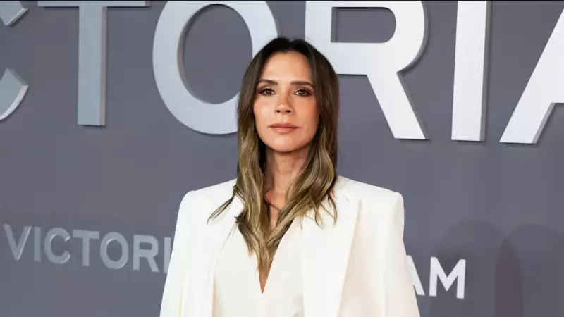 Drama Beckham: Brooklyn revela constrangimento com dança da mãe em seu casamento