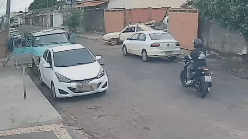 Dupla armada em moto assassina homem de 29 anos a tiros em Araguari