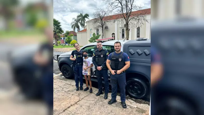Encontro emocionante: Guardas Civis de São José do Rio Preto surpreendem fã com visita e troca de presentes