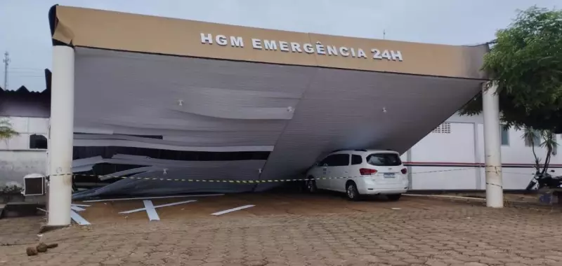 Estrutura de cobertura do Hospital Geral de Codó desaba durante tempestade com ventos de 100 km/h
