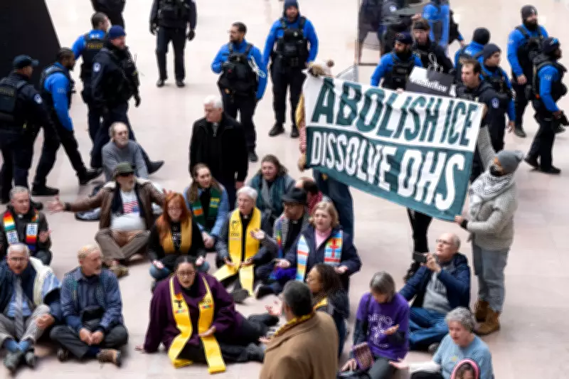 EUÀ beira de novo shutdown: acordo sobre ICE chega tarde e não evita paralisação