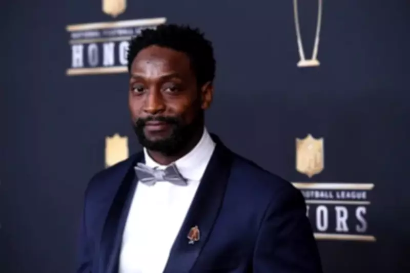 Ex-astro da NFL deixa FBI após discordar de operações de imigração de Trump