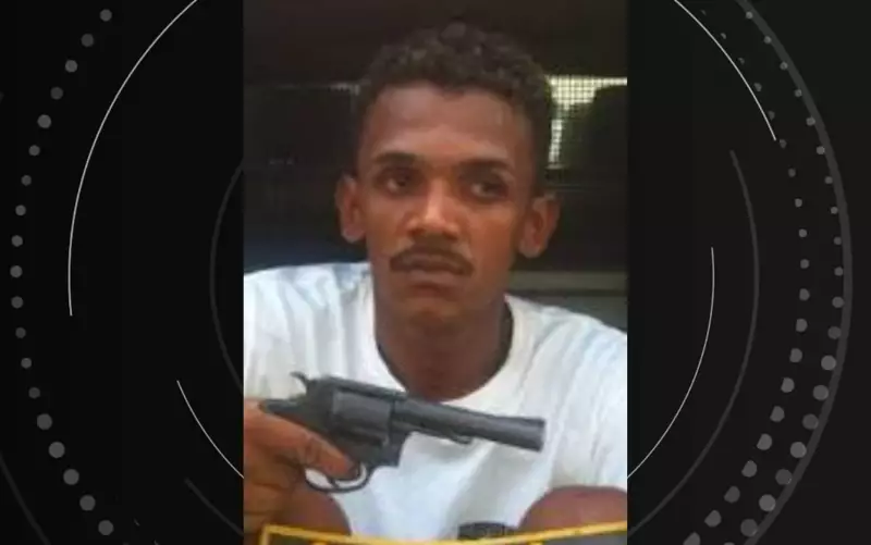 Ex-presidiário morre em confronto com PMs em Feira de Santana; armas e drogas são apreendidas