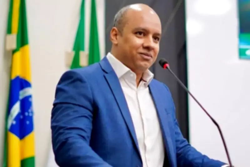 Ex-secretário e esposa condenados a pagar R$ 20 mil por danos morais a delegada da PF