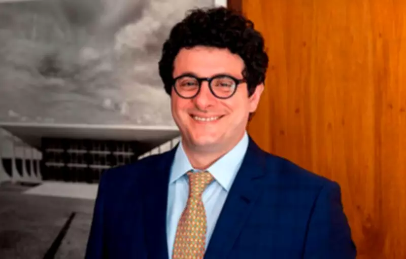 Fábio Tofic lança livro sobre corrupção empresarial com análise da Lava-Jato