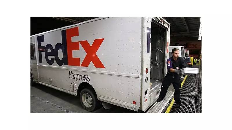 FedEx encerra entregas no Brasil após 35 anos e mantém apenas serviços internacionais