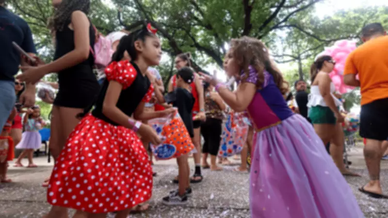 Fortaleza vive clima de pré-carnaval com programação cultural diversificada neste fim de semana