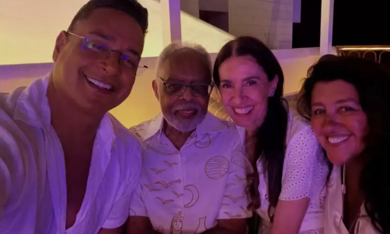 Gilberto Gil compartilha momentos de descanso e emoção em Salvador com família e amigos