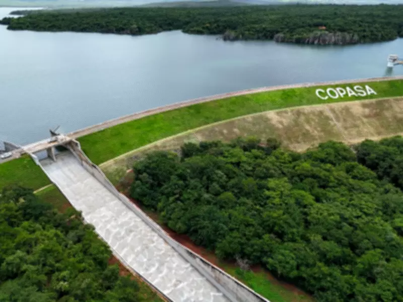 Governo de Minas define modelo de privatização da Copasa via venda de ações