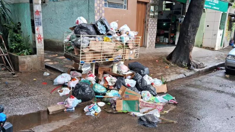 Greve de garis em BH acumula 600 toneladas de lixo e afeta 800 mil moradores