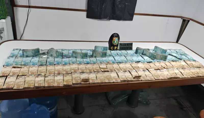 Homem é flagrado com R$ 1 milhão em lancha rápida no interior do Amazonas