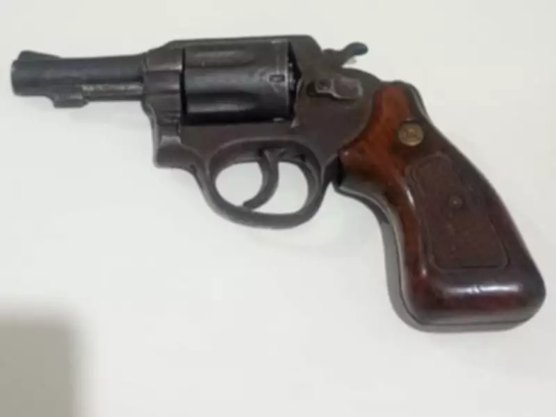 Homem é preso com revólver calibre 38 e drogas em Boa Vista