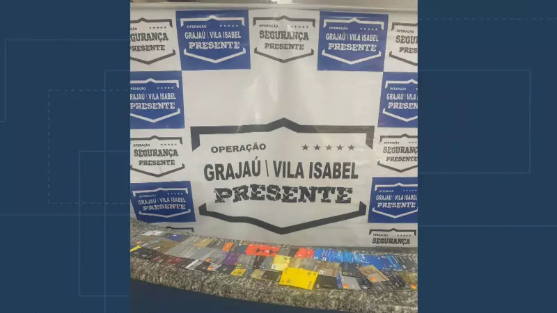 Homem preso com 85 cartões de crédito e débito em flagrante no Rio