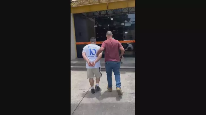 Homem preso por vender atestados médicos falsos no Rio de Janeiro após denúncia de médica