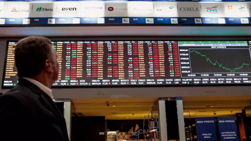 Ibovespa rompe barreira dos 176 mil pontos com impulso de commodities e capital estrangeiro