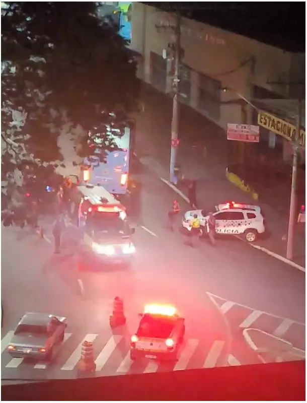 Idoso de 64 anos é atropelado na Praça da Matriz em São José dos Campos