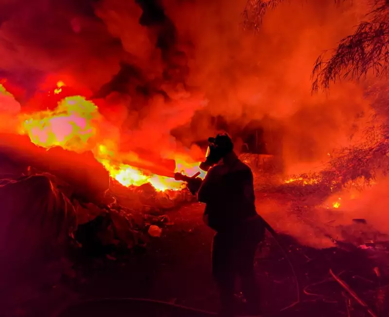 Incêndio destrói galpão de reciclagem em Caçapava após 5 horas de combate