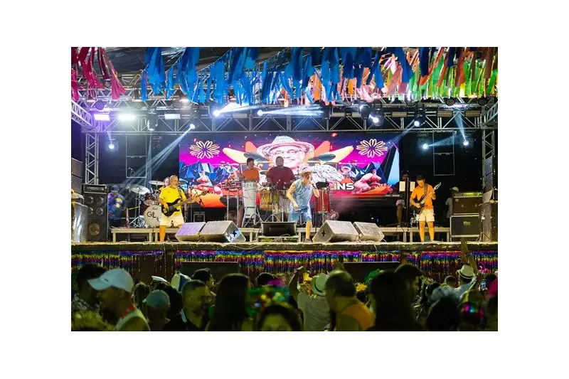 Ingressos solidários para o 2º Baile Municipal de Salgueiro já estão à venda