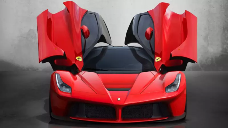 IPVA 2026: Ferrari LaFerrari de R$ 35,6 mi leva boleto de R$ 1 milhão no DF
