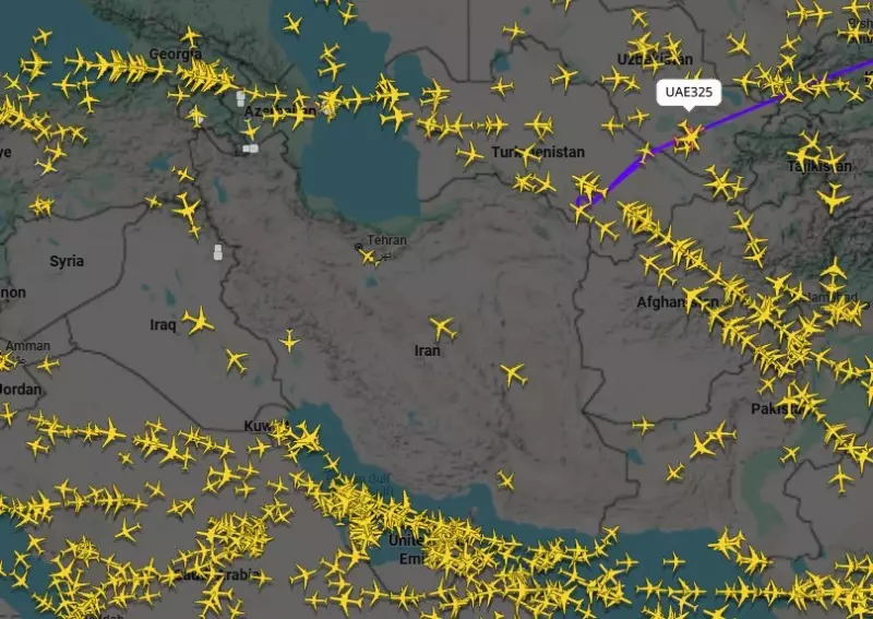 Irã fecha espaço aéreo e tensão cresce após 3.400 mortes em protestos