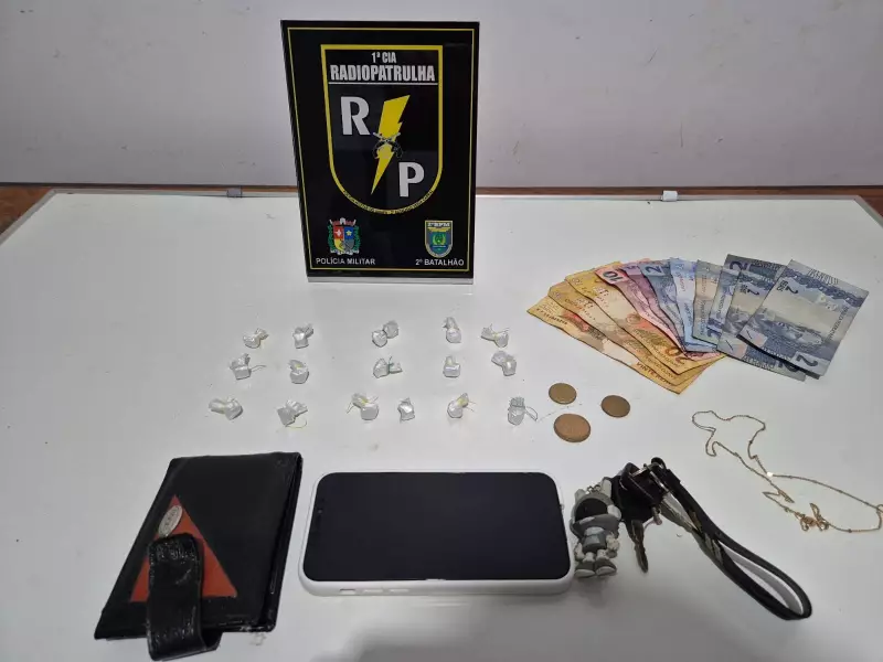 Jovem de 20 anos é preso com drogas e moto adulterada na Zona Norte de Macapá