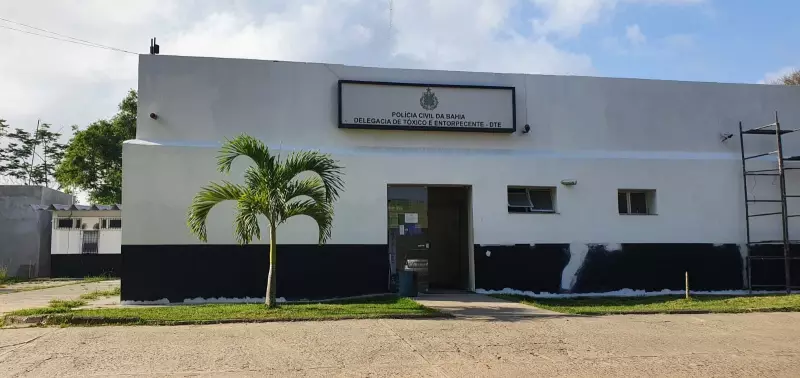 Jovem de 22 anos morre após cair de ambulância durante transporte em Itabuna