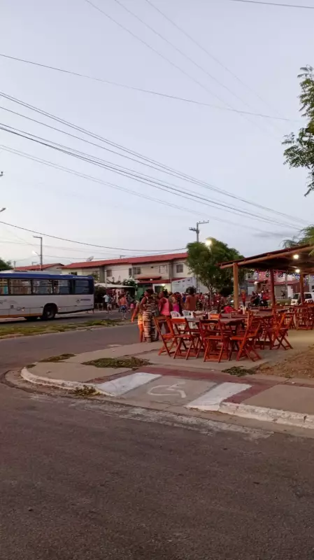 Jovem de 23 anos morre em colisão entre moto e ônibus em Petrolina