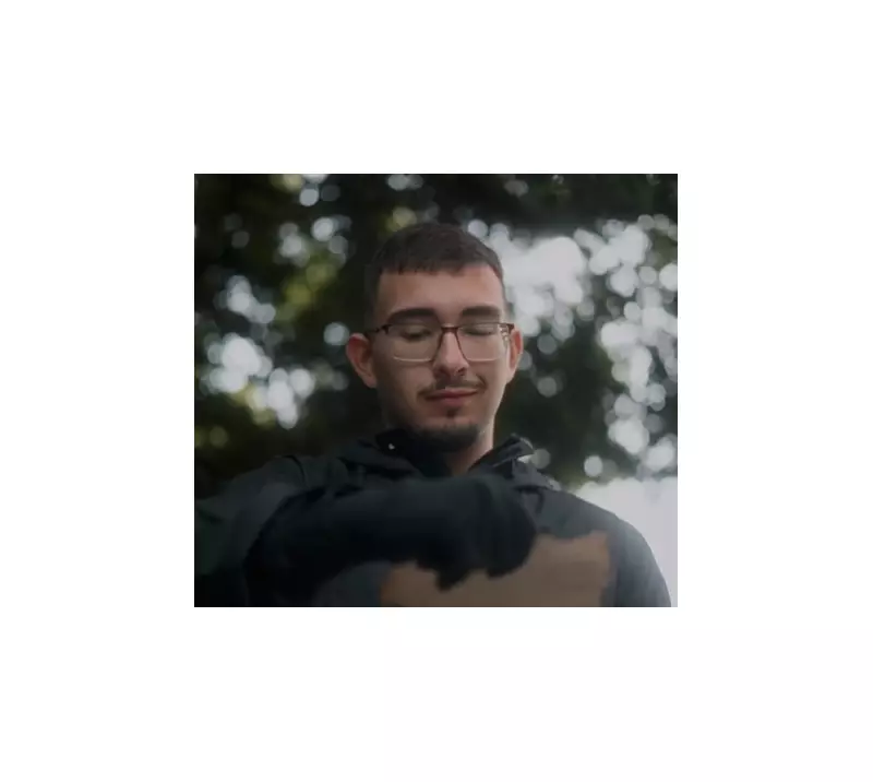 Jovem que se perdeu em trilha vira personagem de Game of Thrones em campanha da HBO