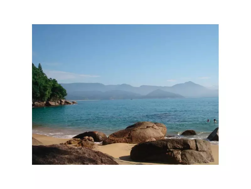 Litoral brasileiro lidera valorização imobiliária estrutural por escassez e mudança comportamental