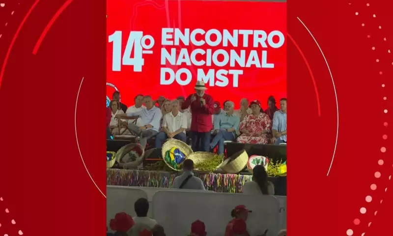 Lula anuncia desapropriação de fazenda no sul da Bahia durante evento do MST em Salvador