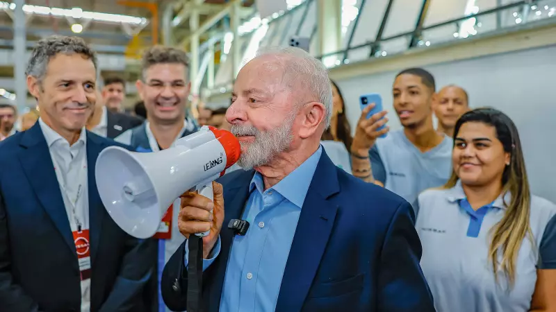 Lula prioriza redução da jornada de trabalho como estratégia eleitoral para 2026