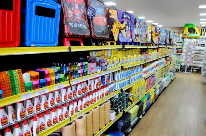 Manaus: 65% das famílias gastarão mais de R$ 600 em material escolar em 2026