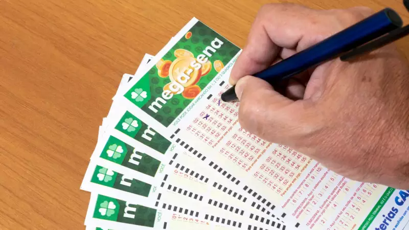 Mega-Sena acumula em R$ 35 milhões: sorteio 2960 será hoje em SP
