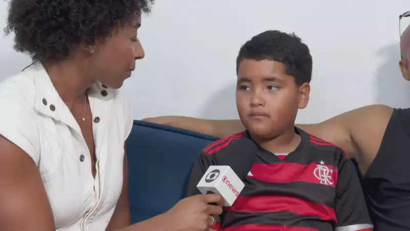 Menino de 10 anos fica 8 horas à deriva na Laguna de Araruama e é resgatado