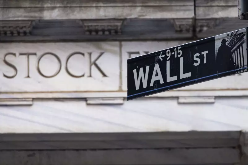 Mercado financeiro e UE pressionam Trump a recuar em movimentos geopolíticos