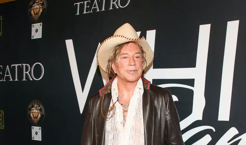 Mickey Rourke revolta-se com vaquinha online: 'É humilhante'