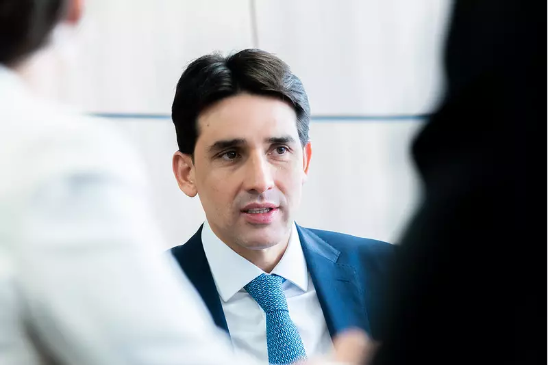 Ministros de Lula alinham voos regionais e turismo para encurtar distâncias