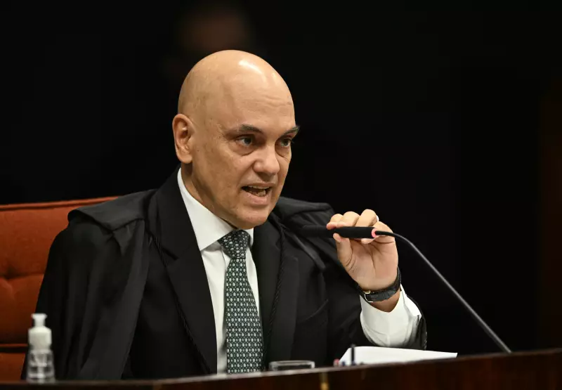 Moraes determina nova perícia médica em Bolsonaro para decidir prisão domiciliar