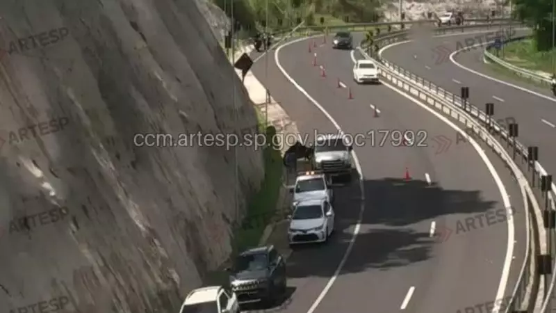 Motociclista morre após colidir com poste na SP-333 em Echaporã