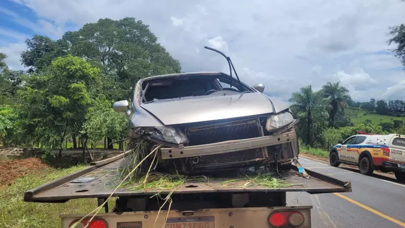 Motorista de 38 anos morre em acidente na BR-354 após veículo bater em barranco em Córrego Danta