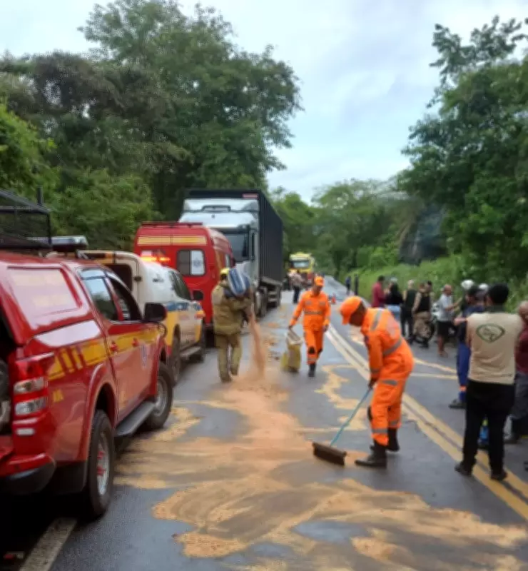 Motorista de funerária morre em colisão com caminhão na MG-262 em Mariana