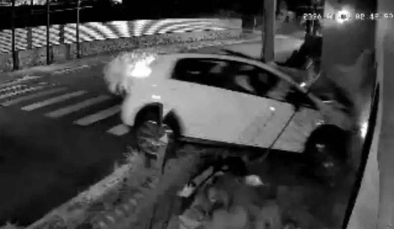 Motorista embriagado perde controle e invade casa em Itapira (SP)