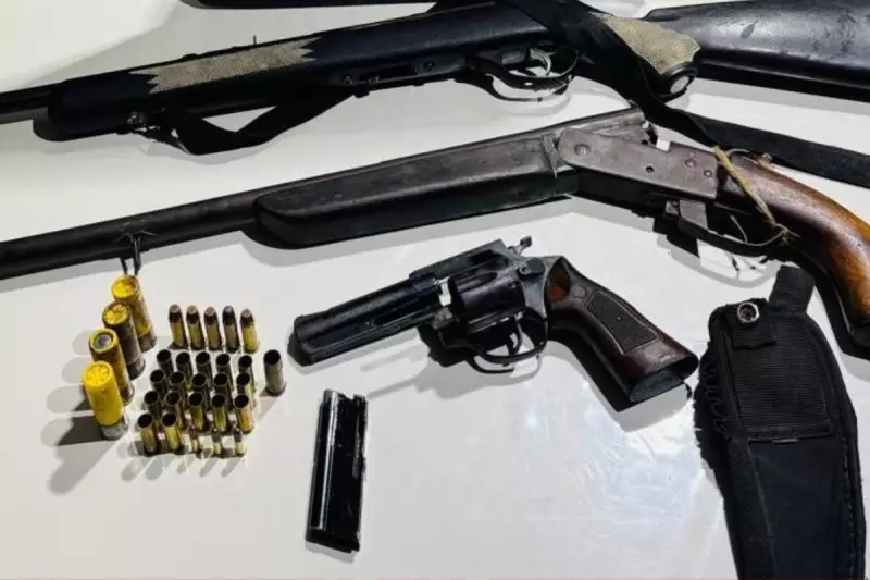 Motorista preso por atirar em cachorro e portar armas ilegais em MT